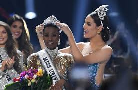 Tunzi rightly used this opportunity to talk about the world where women who break stereotypes and stand out instead of conforming aren't considered. Die 26 Jahrige Zozibini Tunzi Ist Die Neue Miss Universe Stuttgarter Nachrichten