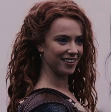 A Nichole (bebeautifullyou)