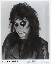 He S Back The Man Behind The Mask Alice Cooper Gallery Nightmare Returns 1986 1989 Alice Cooper Echive Alice Cooper Alice Heavy Metal Music