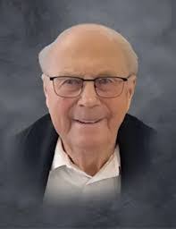 Marion Heintz's Instagram, Twitter & Facebook