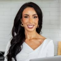 Correo electrónico y teléfono de Aaron McDougal