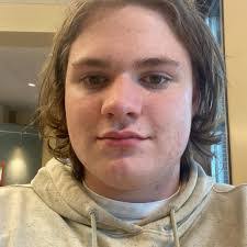 Clint Guthrie's Instagram, Twitter & Facebook