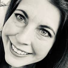 danielle burnham (@danielleburnha9)