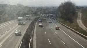 Bis zu 90.000 autos, motorräder und lkw fahren täglich über die salzbachtalbrücke. Verkehrskamera A5 Gambacher Kreuz Sud Hessenschau De Verkehrskameras