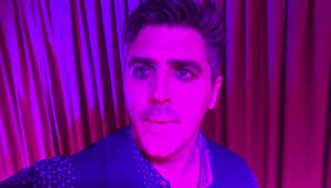 Mike devient à son tour mentaliste