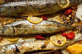 Jenis ikan yang boleh dimakan penderita kolesterol. 5 Manfaat Ikan Tenggiri Bisa Turunkan Kadar Kolesterol Jahat