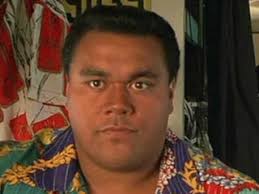 Vila i frid Peter "Navy" Tuiasosopo aka E. Honda från Street Fighter (1994;  med Jean-Claude Van Damme och Raul Julia) : r/retrogaming