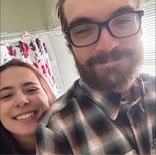 Challenge mode hardest one yet I have come across with the truck set up.  Instant hunt an sanity pills give you nothing 😭 the last game I randomly  guessed from the truck