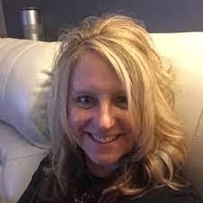 Jill Gridley's Instagram, Twitter & Facebook