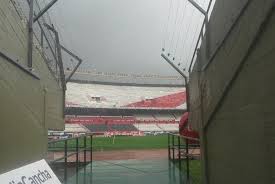 Todas las maneras de lastimar son válidas. Por Cuestiones Climaticas Se Suspendio El Partido De River Y Estudiantes