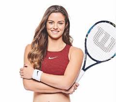 Stefanos tsitsipas is eager to start the new year after an extremely tough 2020. Stefanos Tsitsipas Girlfriend 2019 Maria Sakkari Bio Edailybuzz Com