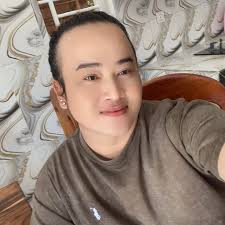 ប្រជុំ ហុងស៊ុយ លំដាប់ពិភពលោកនៅប្រទេស សិង្ហបុរី ដែលមានវត្តមាន Mr Darren  Presedent of IFSA និង Grand Master Vincent Koh , Grand Master Tan Khoon  Yong , Grand Master Raymond Lo , Master Yab ...