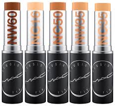 En poudre ou liquide, réveillez votre maquillage avec une touche d'highlighter mac. Mac Studio Fix Soft Matte Foundation Stick Fall 2019 Collection Mac Studio Fix Soft Matte Foundation Stick