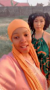 Wimbo wa Kiswahili: Tafuta Jina la Mwimbaji