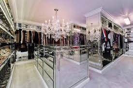 Impressive Yet Elegant Walk In Closet Ideas Freshome Com Walk In Closet Design Girls Dream Closet Amazing Closets