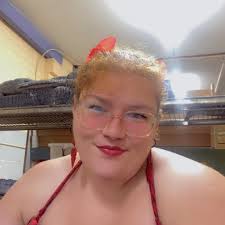 Is anyone in Ipswich, SEQ, interested in playing Dungeons and Dragons with  a newbie?