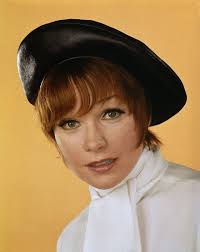 45 Beautiful Photos of Young Shirley MacLaine in the 1950s and 1960s