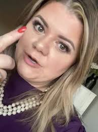 Makeup check in from this morning. Still there!