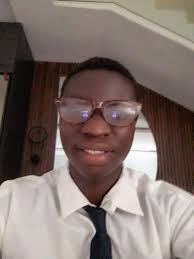 FOLLOW TO FOLLOW BACK 🤍🤝🏻