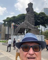 El León Negro de Judea en el Centro de la Ciudad