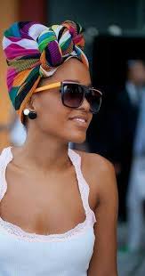 Vous pouvez choisir parmi une infinité de coupes de cheveux, mais il y a quelques règles basiques que vous devez suivre pour être sûr(e) que, quelle que soit la manière dont vous coupez, l'ensemble ressorte. Afro Idee Coiffure Beaute Mariage Dreadlocks Cheveux Naturel Tresse Tissage Photos Facebook
