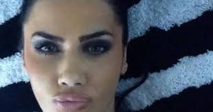 Cunoscută și sub numele de zăvo sau zăvoranca, oana zăvoranu nu este doar o vedetă tv, ci și om de afaceri. Oana Zavoranu Opinia Timisoarei Stiri Din Timisoara Cu Foto
