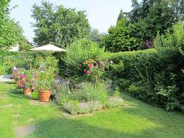 Children must be at least 5 years old as of december 31 of the year they have started kindergarten). Unser Wilder Garten Grillforum Und Bbq Www Grillsportverein De