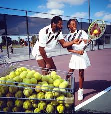 Living, loving, and working to help you. 14 Fascinating Photos Of Young Venus And Serena Williams During The 1990s Vintage Everyday