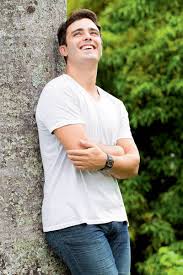 Ask anything you want to learn about thiago rodrigues by getting answers on askfm. Bbb 21 Juliette Diz Que Beijou O Ator Thiago Rodrigues No Carnaval 29 03 2021 Bbb21 F5