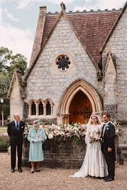Princess Beatrice Got Married In The Queen S Dress From 1961 Who What Wear In 2020 Princess Beatrice Wedding Princess Beatrice Royal Weddings