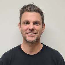 Expert Trainers & Community Focus