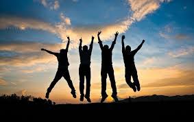 A amizade é uma boa parte da razão pela qual acordamos todos os dias. Hoje Comemora Se O Dia Dos Amigos Radio Atlantida