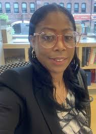 Catherine Bowden's Instagram, Twitter & Facebook