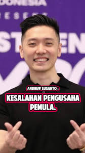 Istri Andrew Susanto Holly Wings