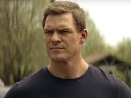 Alan Ritchson (de Reacher) nasceu para interpretar o cara do DOOM, e você  não pode me convencer do contrário : r/Doom