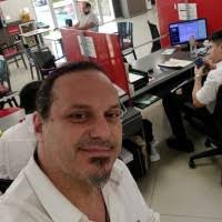 70+ "Damian E." profiles