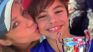 Shakira, la madre más orgullosa por el logro de su hijo Milan | ¡HOLA!
