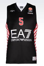 La pallacanestro olimpia milano ha scelto di dedicare la sua partecipazione alle final eight di coppa italia al giocatore scomparso il 26 gennaio, indossando per una volta i nostri amati colori tradizionali e indossare quelli storicamente legati alla presenza di kobe bryant sul campo» ha detto giorgio armani. Ea7 Olimpia Milano N 5 Match Jersey In Black Modesens