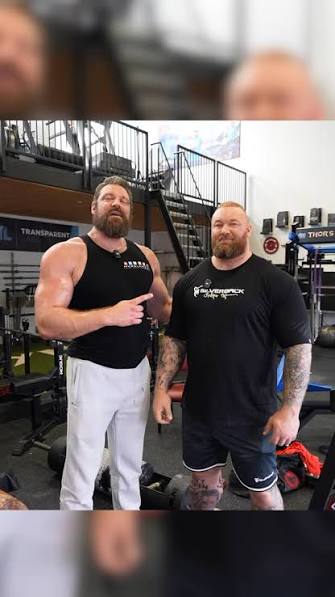 Day in the life with the worlds strongest man @thorbjornsson now live on my  YT! Link in bio💪🏼 🎥 @marthartman #thedutchgiant #hafthorbjornsson #thor