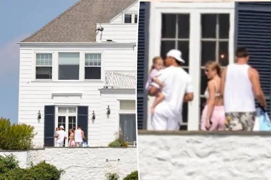 Taylor Swift and Travis Kelce at her Rhode Island mansion