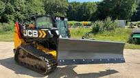 TILT AND ANGLE HYDRAULIC DOZER BLADE FOR SKID STEERS: OVERVIEW
