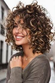 Tiffany Agosto's Instagram, Twitter & Facebook