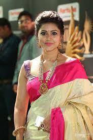 Her photos in green saree went viral on internet ranking her in the list of hottest. Tamil Actress Name List With Photos South Indian Actress