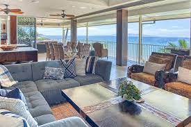 The penthouse is situated just three stories above the sandy shoreline of beautiful kamaole beach ii at hale pau hana resort. The Penthouse Maui Luxury Oceanfront Vacation Rental In Kihei
