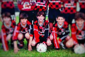 Bienvenidos a la cuenta oficial de instagram de leo messi / welcome to the official leo messi instagram account messi.com. Uzivatel Newell S Old Boys English Na Twitteru On This Day In 1994 A 7 Year Old Lionel Messi Was First Registered As A Player With Newell S Old Boys
