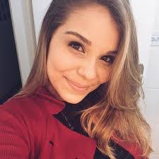 Vivian Silva's Instagram, Twitter & Facebook