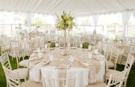 Je veux trouver des beaux accessoires de mariage cher ici décoration mariage or et blanc. Idees De Deco De Mariage Blanc Et Or La Boutique De Juliette