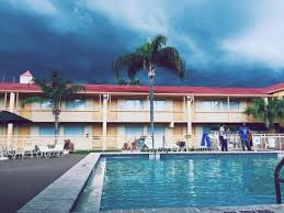 Located a mile from picturesque beaches and other popular attractions, the la quinta inn fort lauderdale. La Quinta Inn Ft Lauderdale Northeast Picture Of La Quinta Inn By Wyndham Ft Lauderdale Northeast Fort Lauderdale Tripadvisor