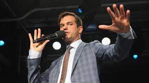 View 2020 electoral voting results with an interactive map as results come in. Viral Video Mocking Cnn S Election Coverage Highlights Akron Triangle