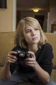 But unless you've got more that two nipples, your body isn't special enough to make it onto this list. Preteen Jungen Stehen Immer Noch Fur Das Foto Lizenzfreie Fotos Bilder Und Stock Fotografie Image 25221335